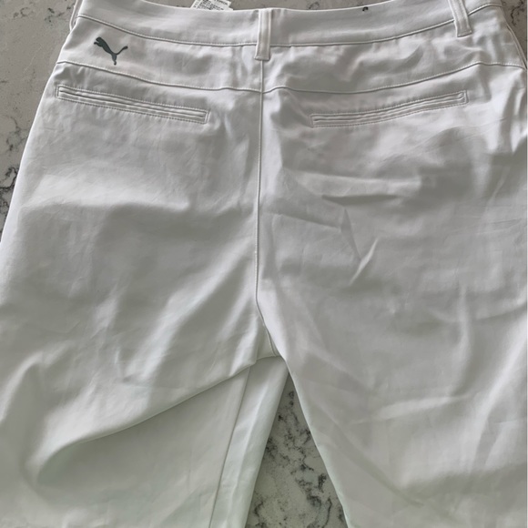 Men’s white puma shorts - Picture 3 of 4